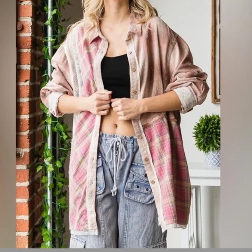 Oli & Hali Plaid Lace Patchwork Long Sleeve Flannel Shirt Shacket Small